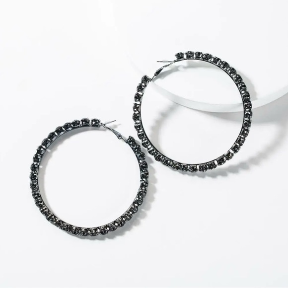 Baddie Rhinestone Hoops - Picture 4 of 4